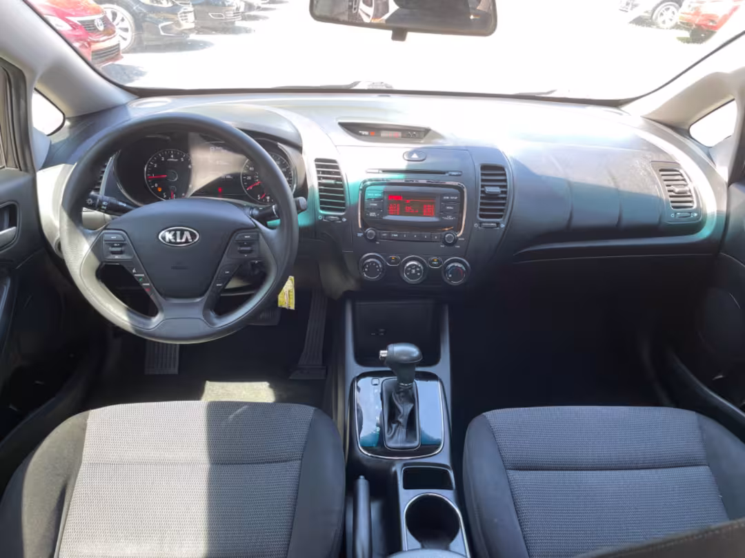 2017 Kia Forte - 3KPFK4A75HE088957 - Image #15